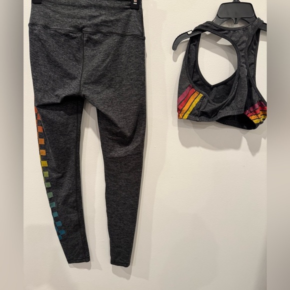 Aviator Nation set leggings/bra - Picture 2 of 7